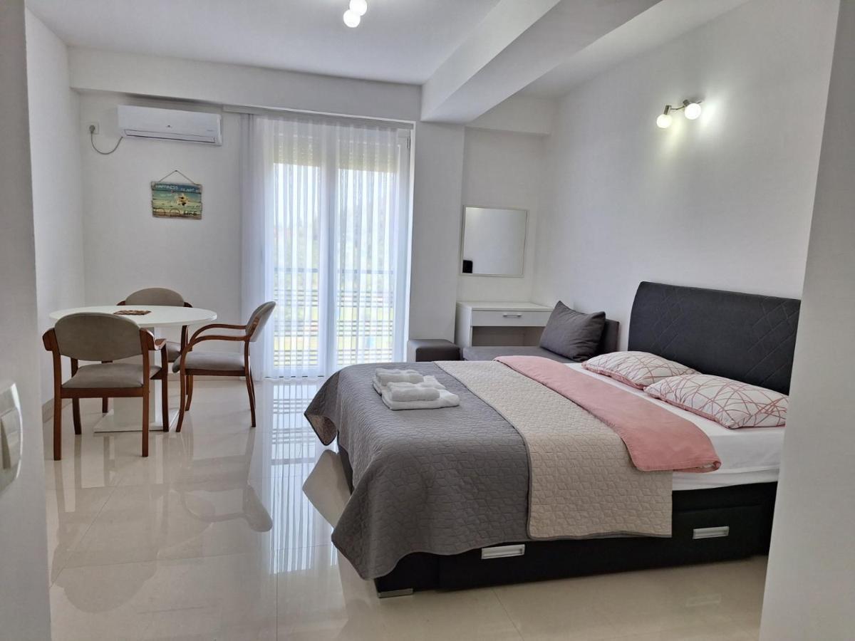 Apartments Lakeside Elesec Ohrid Luaran gambar