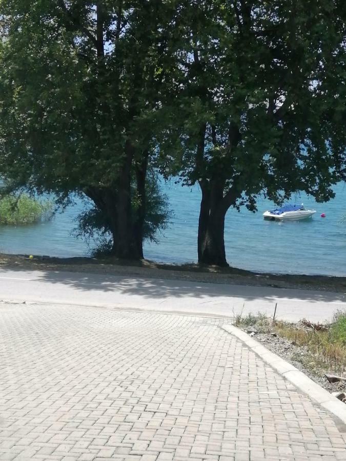 Apartments Lakeside Elesec Ohrid Luaran gambar